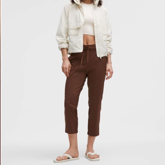 Lululemon Dance Studio Mid-Rise Cropped Pant Lava Cake - Picture 1 of 14